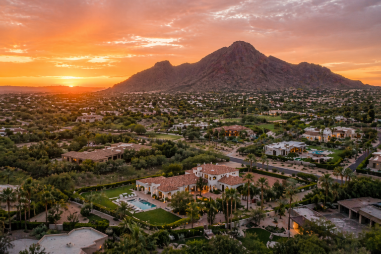 Unlocking Paradise: A Guide to the Best Gated Communities in Paradise Valley