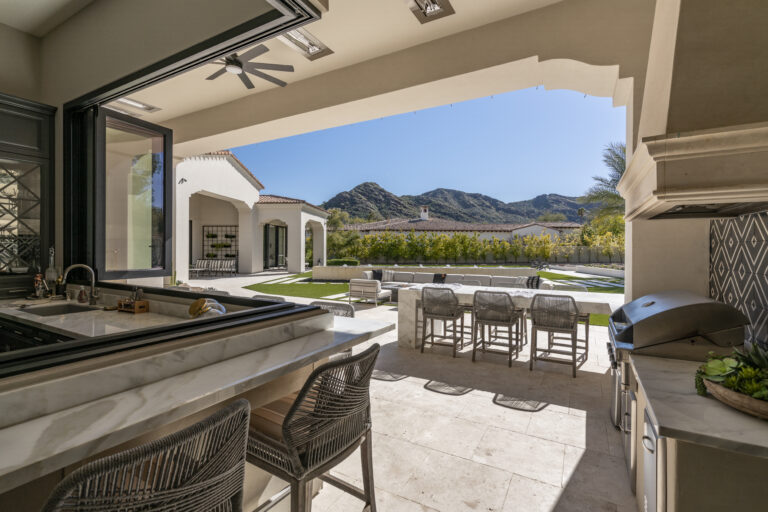 Moving to Scottsdale? Here’s What Nobody Tells You About Living in Arizona’s Luxury Desert Oasis