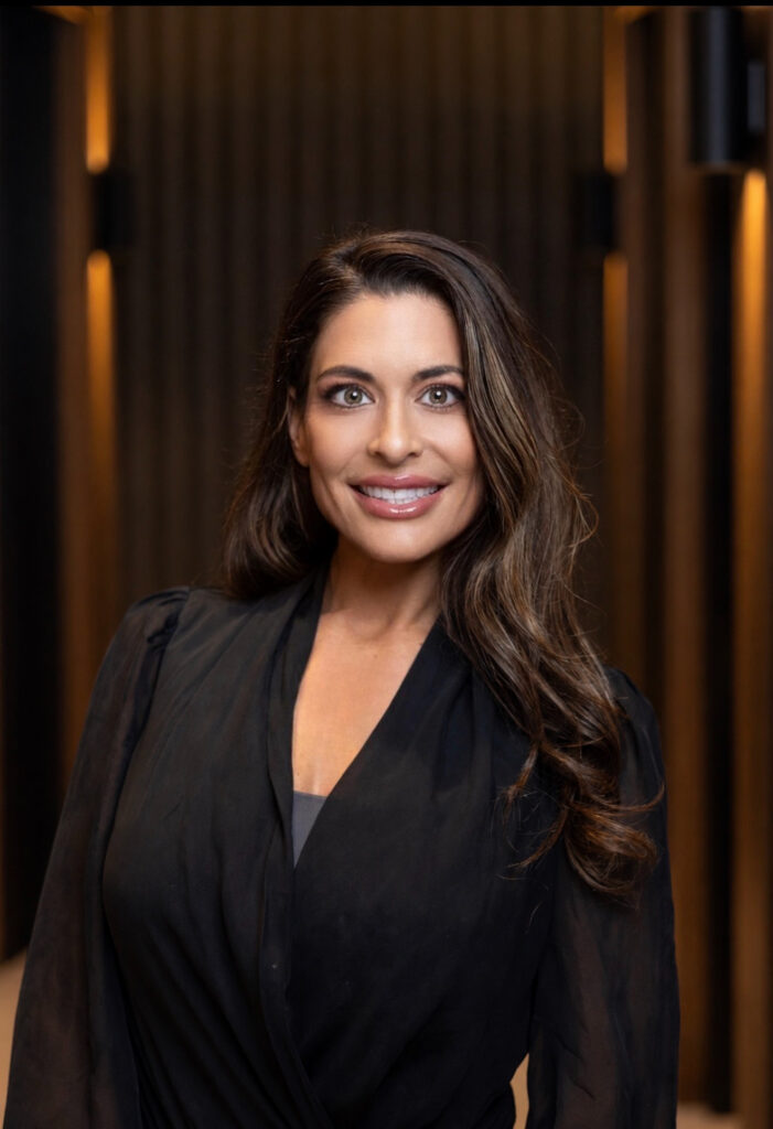 Andrea Maher, Sinani Luxury Advisors at The Agency Scottsdale